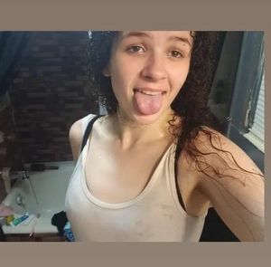 Meet your Posher, Crackie